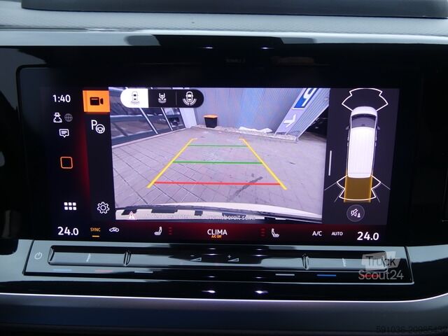 Minibus Volkswagen T7 Multivan 2.0 TDI Life lang TAXI 7SITZE/STHZ/AHK/LED