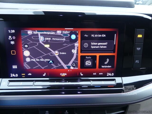 Minibus Volkswagen T7 Multivan 2.0 TDI Life lang TAXI 7SITZE/STHZ/AHK/LED