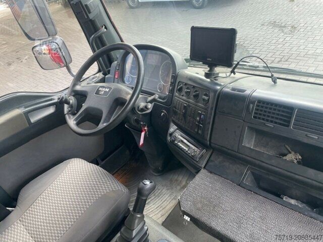 Vacuümtankwagen MAN 8.180 4x2 TGL Dichtheitsprüffahrzeug Sklarz