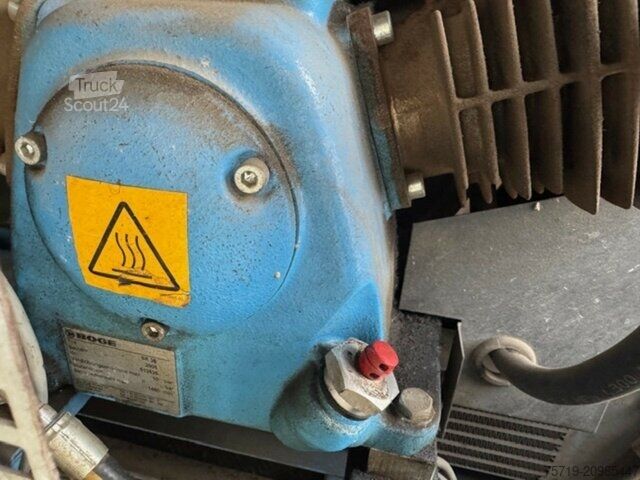 Vacuümtankwagen MAN 8.180 4x2 TGL Dichtheitsprüffahrzeug Sklarz