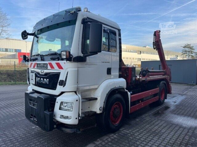 Kippers vrachtauto MAN 18.460 TGS 4x4