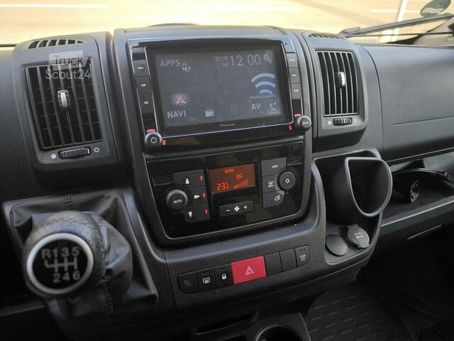 Knaus TI 650 Platinum Selection avec système de navigation, climatisation automatique et caméra de r Knaus TI 650