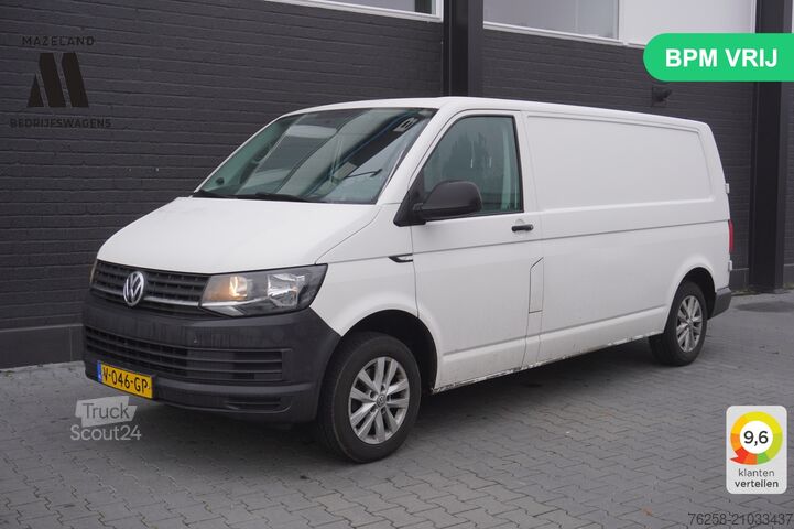 Delivery van Volkswagen Transporter 2.0 TDI L2 - Airco - Navi - PDC - T...