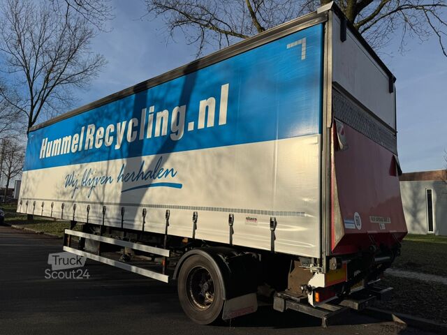 Schiebeplanen Groenewegen 1-Asser / Tail Lift / TUV: 12:-2026 / NL Trailer
