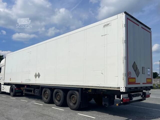 Koffer Schmitz Cargobull SAF AXLES, DISC BRAKES, VERY GOOD TIRES