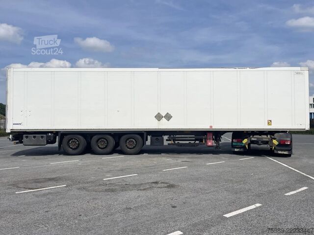 Koffer Schmitz Cargobull SAF AXLES, DISC BRAKES, VERY GOOD TIRES