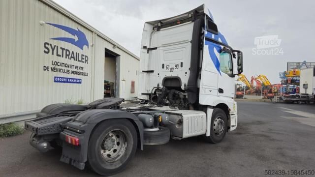 Tractora standard Mercedes-Benz Actros 1843