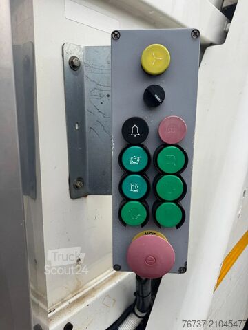 Véhicule de collecte des déchets MAN TGM **26.290 6X2-REFUSE TRUCK-BOM-MULLWAGEN-EUR...