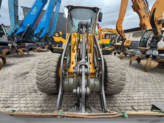 Încărcător pe roți Volvo L90E