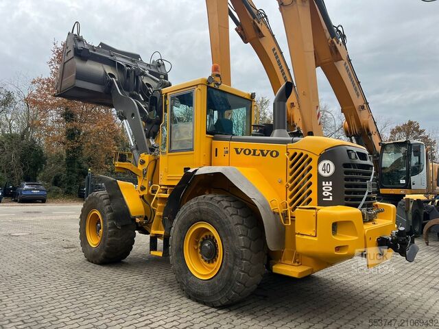 Încărcător pe roți Volvo L90E