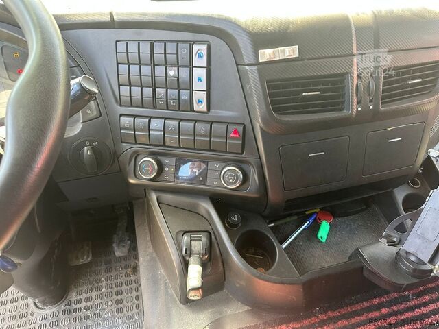 Подемник с кука IVECO Magirus AT 260