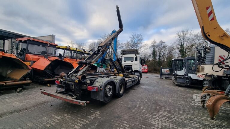 Hook arm system MAN TGS 25.460