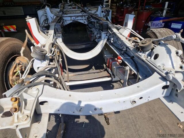 Część podwozia Scania LS 141 6x2/8x2