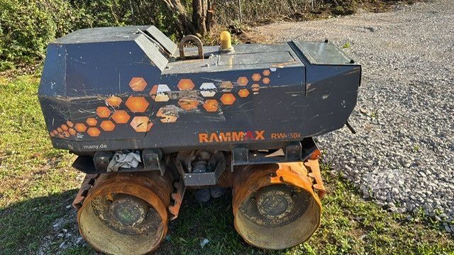 Walzenzug RAMMAX RW 1504 Walze BAUJAHR 2005