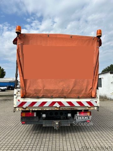 Gardinsided kassevogn MAN LE 8.140 L2000 Blatt Luftfederung