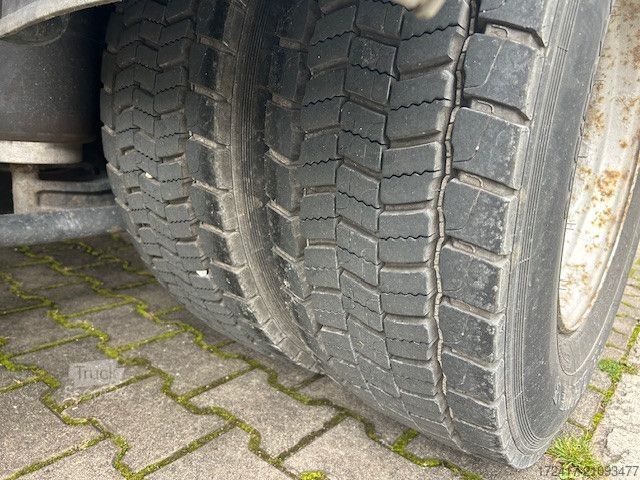 LKW mit Pritsche (offen) MAN 14.224  Handschaltung 6 Zylinder