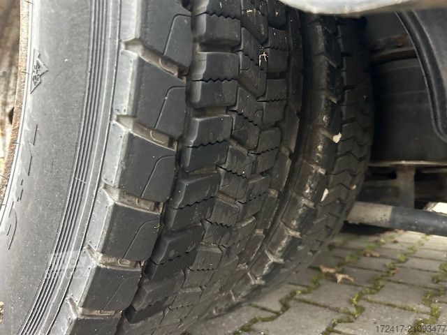 LKW mit Pritsche (offen) MAN 14.224  Handschaltung 6 Zylinder