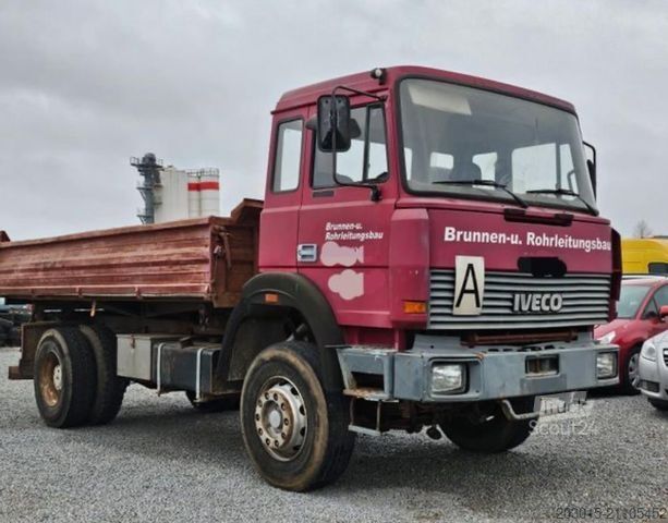 Kipper LKW IVECO 180-25