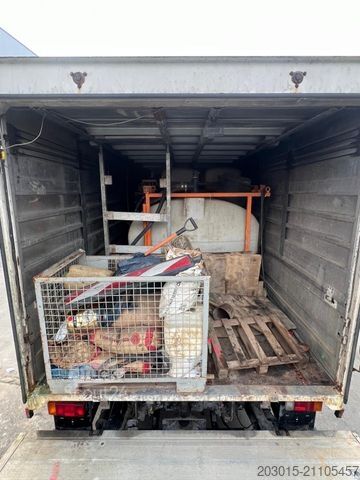 LKW mit Getränkeaufbau IVECO TECTOR    150E28