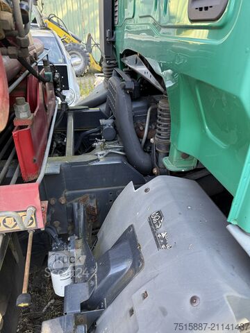 Camion cu platformă (deschisă) și macara IVECO ML120E28/FP