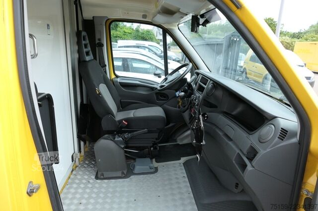 Furgão fechado iveco Daily 35 S11 C30C AUTOMATIK KAMERA Regale LUFT DURCHGANG EURO-5 CoC