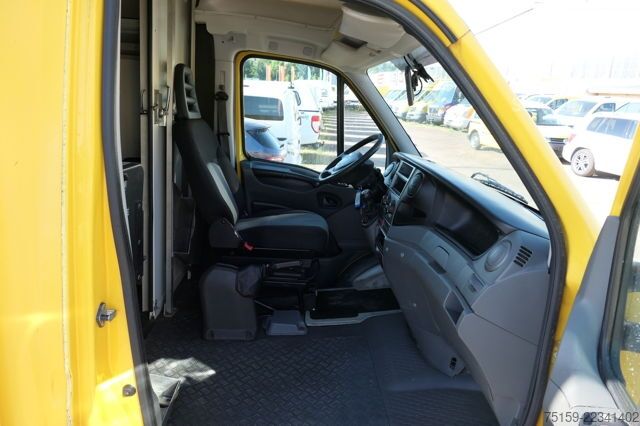 Furgão fechado iveco Daily 35 S11 C30C AUTOMATIK KAMERA Regale LUFT DURCHGANG EURO-5 CoC