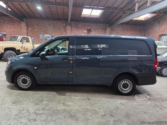 Fourgon tôlé MERCEDES-BENZ Vito Kasten 110  Kamera Tempom. Klima Tüv neu E6