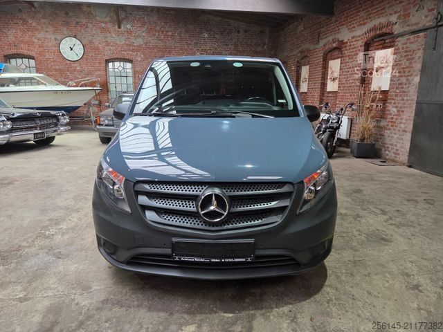 Minibus MERCEDES-BENZ Vito Kasten 110  Kamera Tempom. Klima Tüv neu E6