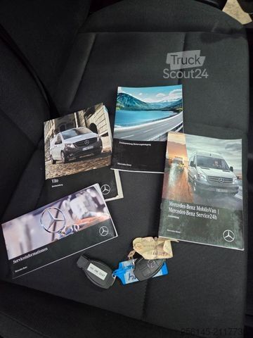 Minibus MERCEDES-BENZ Vito Kasten 110  Kamera Tempom. Klima Tüv neu E6