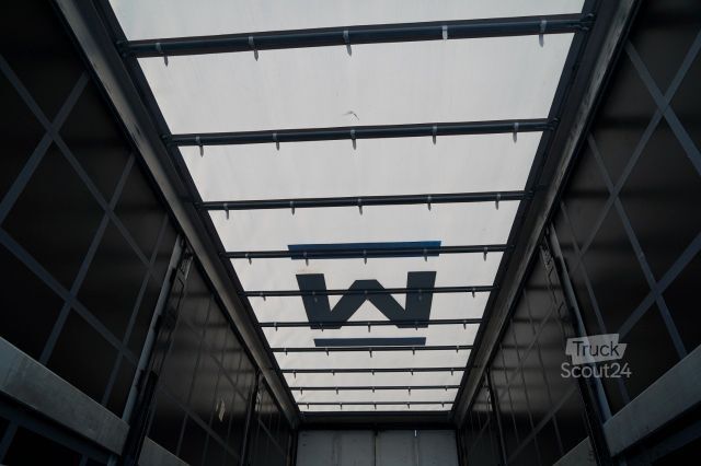 Remorque ouverte avec bâche WECON PRZYCZEPA - 7,7 M / TANDEM / PRZEJAZDOWA  / SAF