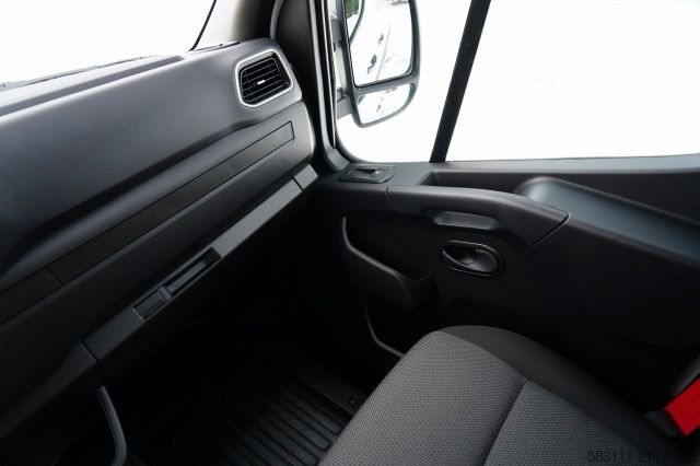 Fourgon isotherme frigorifique RENAULT MASTER / BLASZAK /  L3H2 / FURGON / 2023 R / SPR