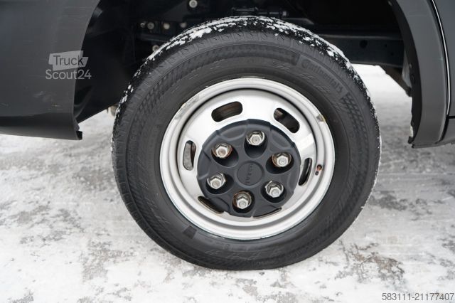 Fourgon benne basculante IVECO DAILY 35-160 / WYWROTKA / BRYGADÓWKA - 6 MIEJSC