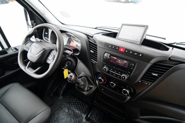 Fourgon benne basculante IVECO DAILY 35-160 / WYWROTKA / BRYGADÓWKA - 6 MIEJSC