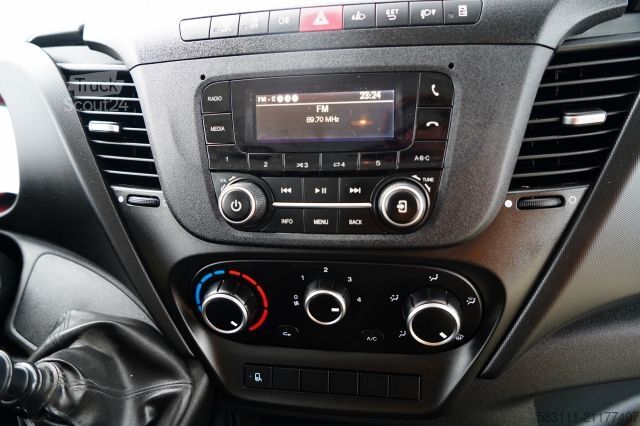 Fourgon benne basculante IVECO DAILY 35-160 / WYWROTKA / BRYGADÓWKA - 6 MIEJSC