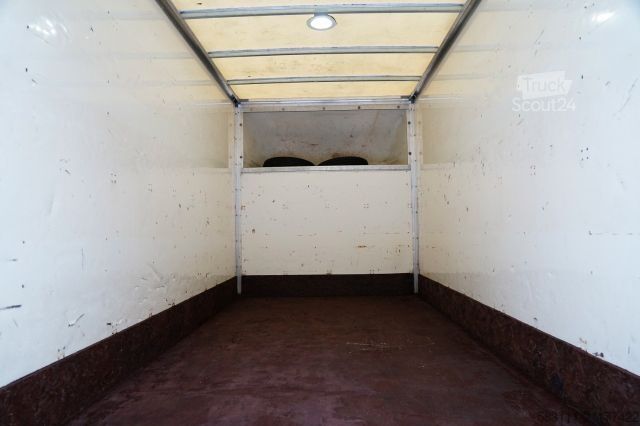 Fourgon isotherme frigorifique IVECO DAILY 35-140 / KONTENER 4,2 M  / BLI?NIAK   DMC: