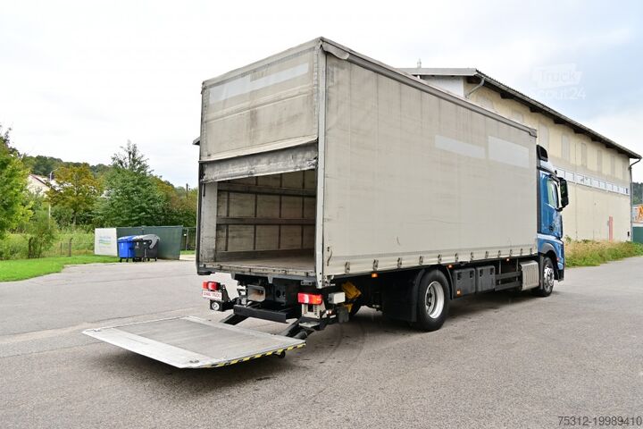 Autocarro con pianale e telone Mercedes-Benz Actros 1843  4x2 Retarder Edscha AHK LBW