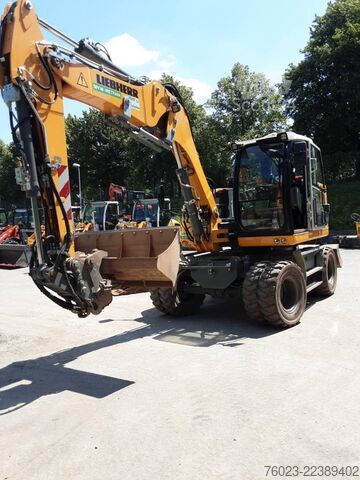 Mobiele graafmachine Liebherr A 912 Compact Litronic