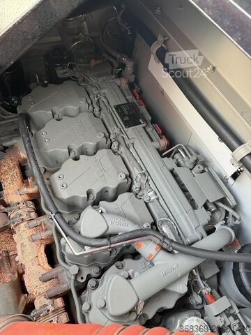 Macara mobila Liebherr LTM 1070-4.2