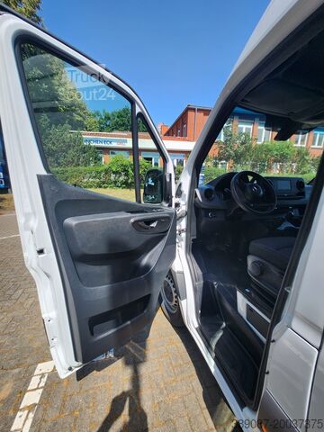 Skriňová dodávka vysoká Mercedes-Benz Sprinter 317cdi L2H2 Kasten 360° Klima