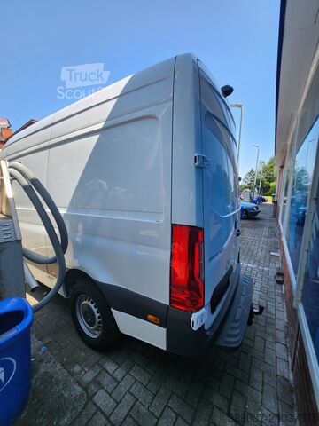 Skriňová dodávka vysoká Mercedes-Benz Sprinter 317cdi L2H2 Kasten 360° Klima