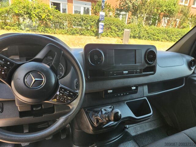 Skriňová dodávka vysoká Mercedes-Benz Sprinter 317cdi L2H2 Kasten 360° Klima
