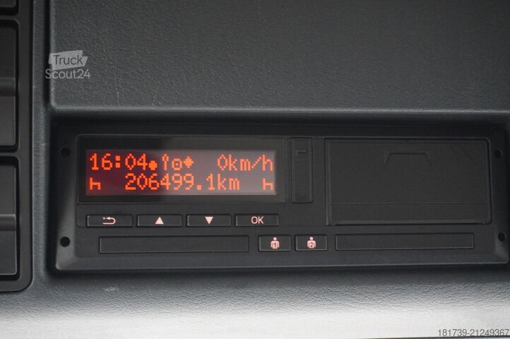 Széles oldal HDS-szel MAN TGS 26.460 6x2 E6 / Palfinger 27001-EH B