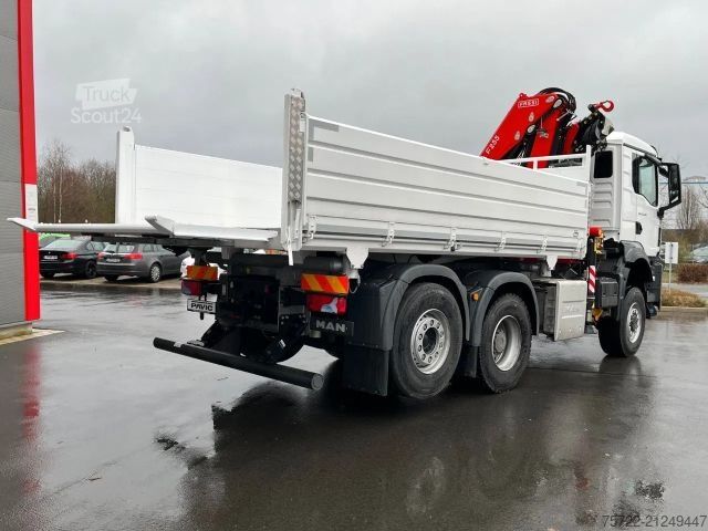 3-sided tipper MAN TGS 28.480 6x4-4 Krankipper Fassi F195A.2.24
