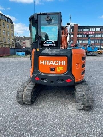 حفارة صغيرة HITACHI ZX 48 U-6