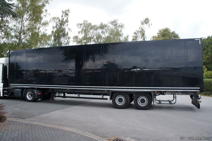 Naczepa skrzyniowa SCHMITZ CARGOBULL SCB*S2 Kasten Disk Brakes 2 achsen Portaltüren