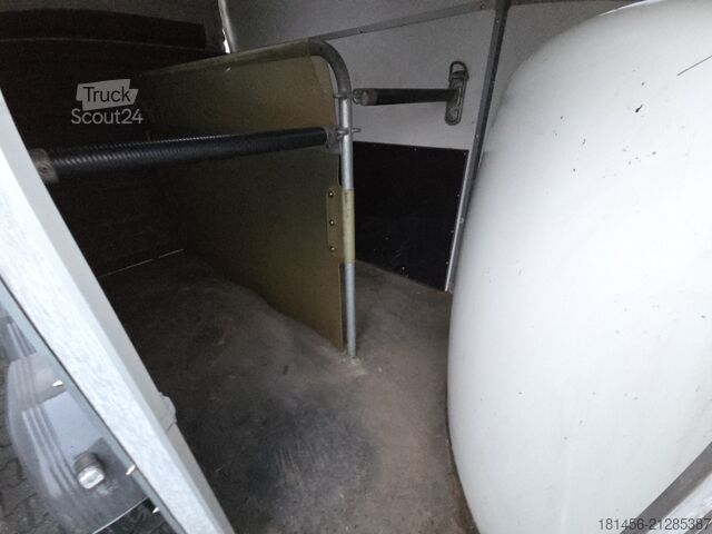 Horse trailer Böckmann DUO R 2 Pferde Sattelkammer gebraucht