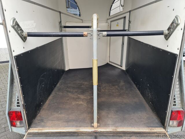 Horse trailer Böckmann DUO R 2 Pferde Sattelkammer gebraucht