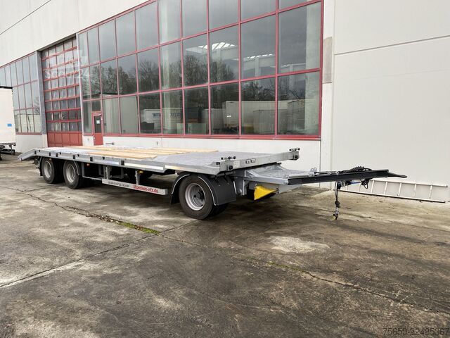 Remolque de plataforma baja Möslein T 3-P9,2 OR  3 Achs Tieflader gerader Ladefläche 9 m, Neufahrzeug