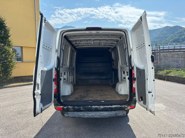 Panelová dodávka VW Crafter