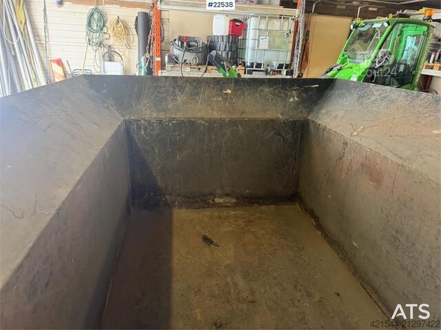 Camião basculante Avant tracked dumper